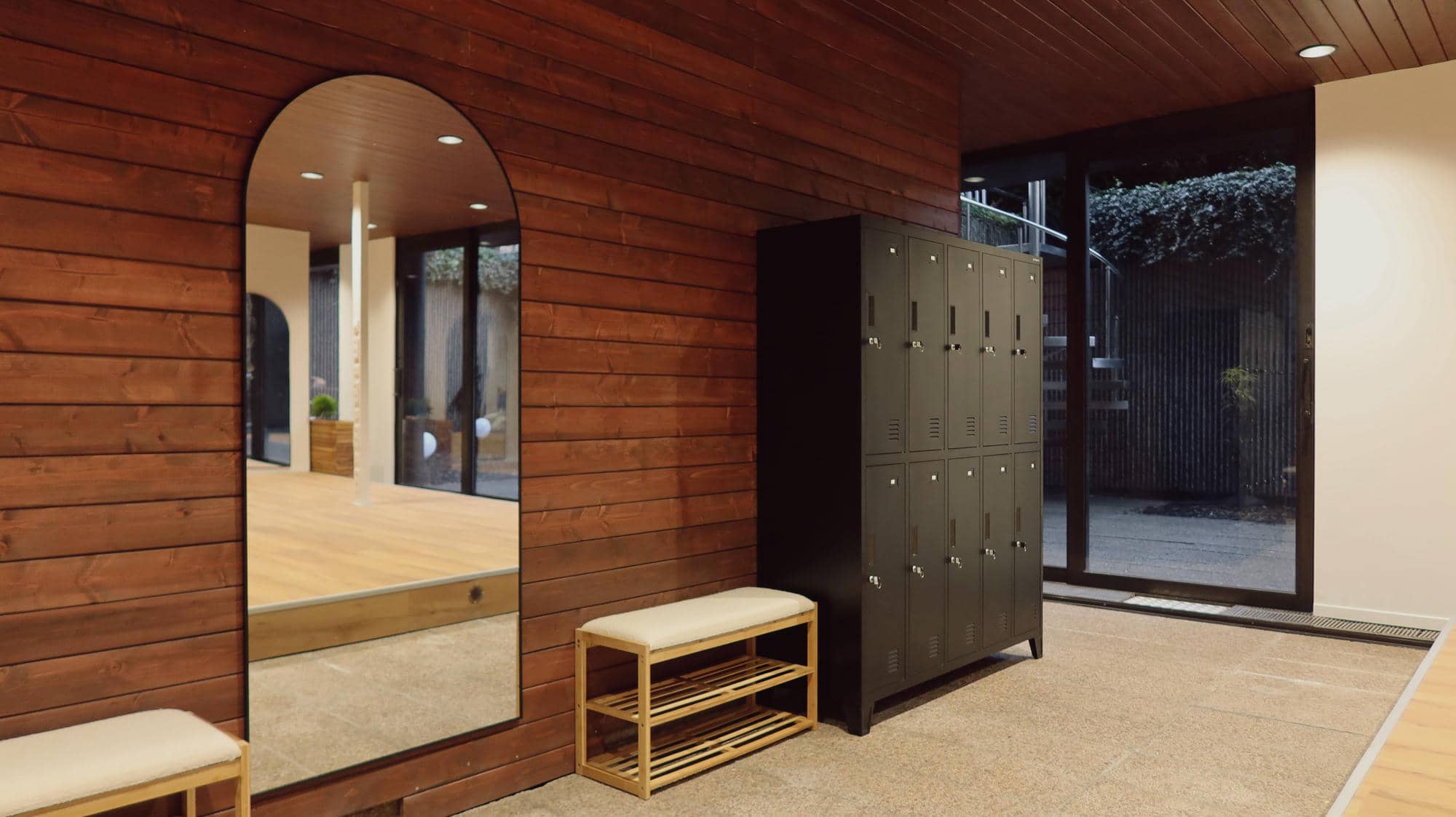 heliyasclub-vorne-spind